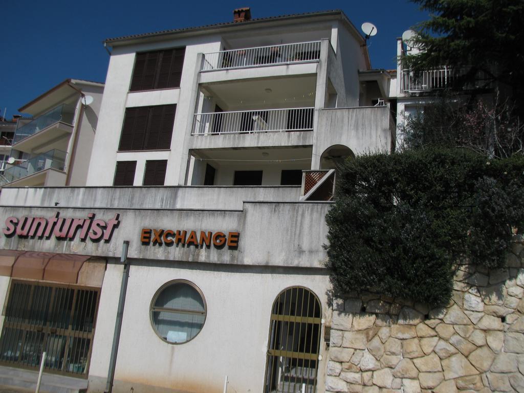 Apartments E And J Rabac Extérieur photo